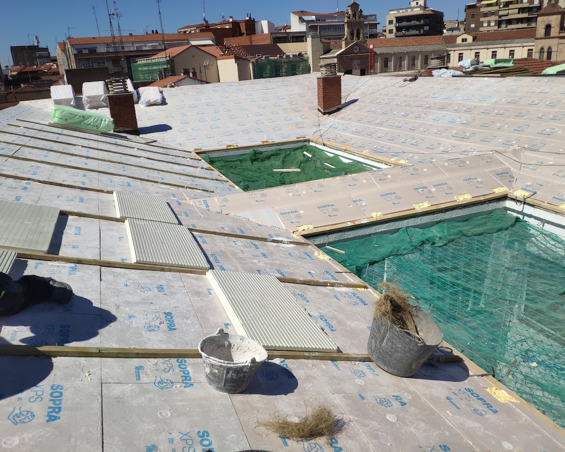 Rehabilitación energética de la cubierta de un edificio